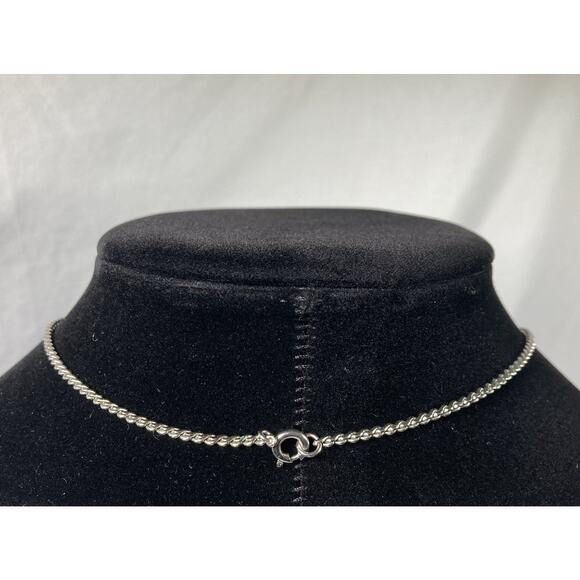 Vintage 1979 Avon Silver Skateboard Pendant Chain Necklace 16.5” - Picture 4 of 10